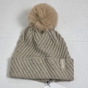Calvin Klein Women's Lined Beige Knit Beanie With Faux Fur Pom Pom NWT